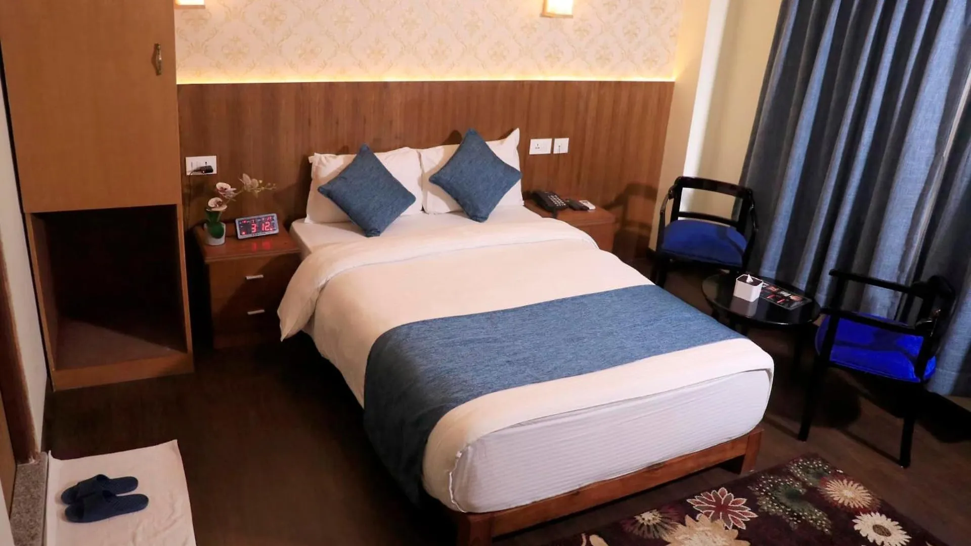 Satkar Hotel And Spa Kathmandu 3*,  Nepal